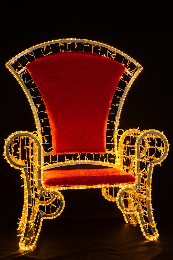 Weihnachts-Innenstuhl, 850 warmweiße LEDs, rote Sitzfläche