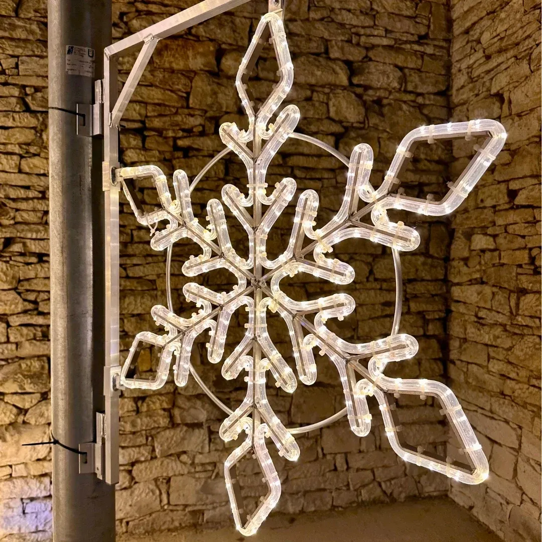 Easy Fix 2D LED světelná vločka XI, Ø 100 cm, teple bílá, sada na veřejné osvětlení, hliník