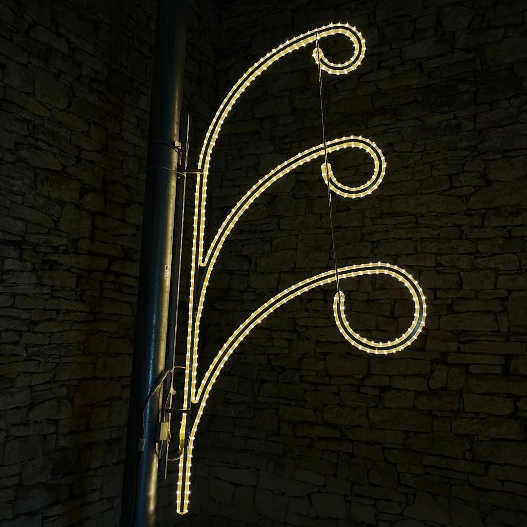 LED světelný motiv tři očka nad sebou, teple bílý,210x110cm