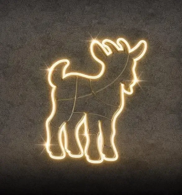 Eco Fix 2D LED světelné kůzle, závěsné, 92 × 118 × 3 cm, teple bílá, 3D tisk, zlatá