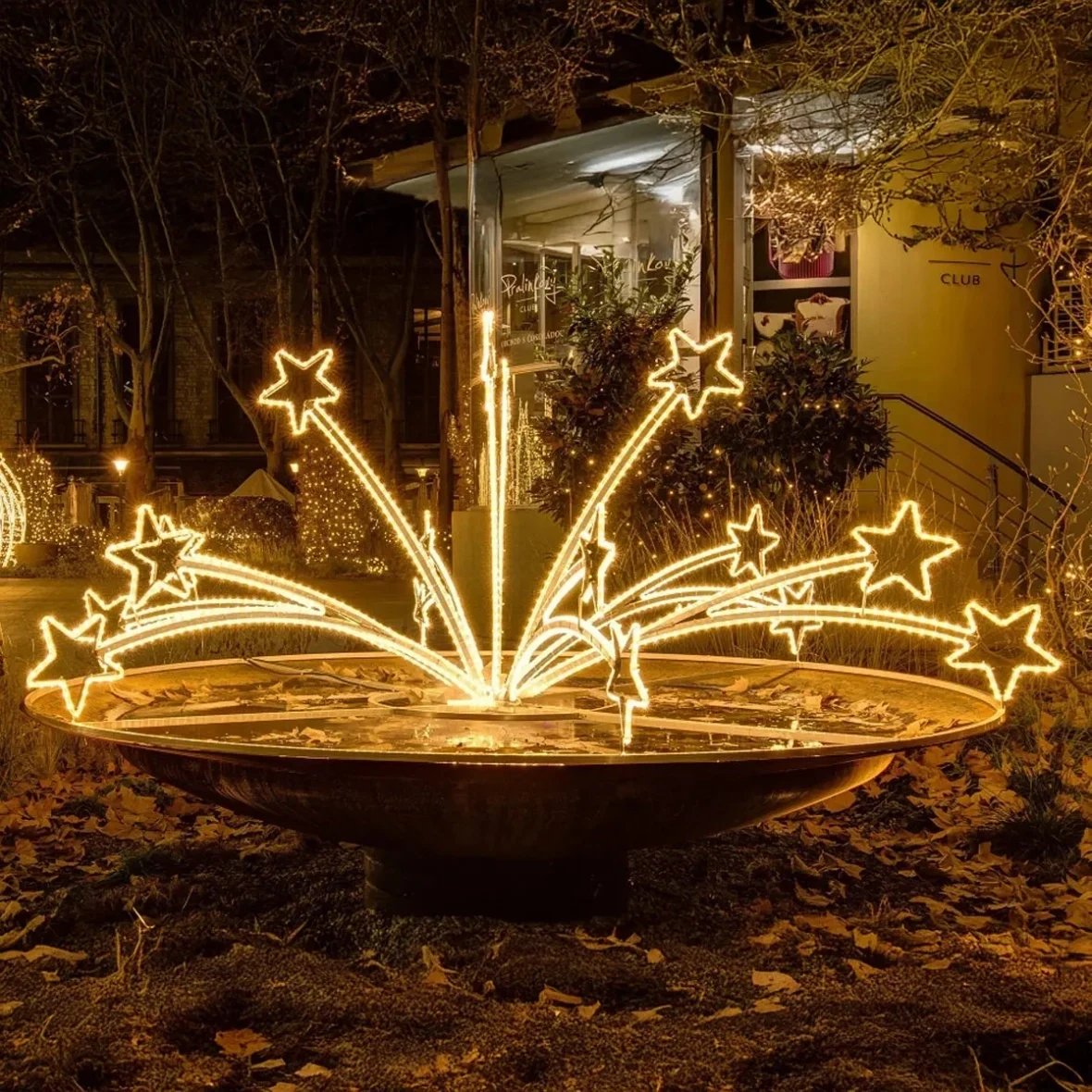 3D LED světelná fontána Ø 310 cm, teple bílá