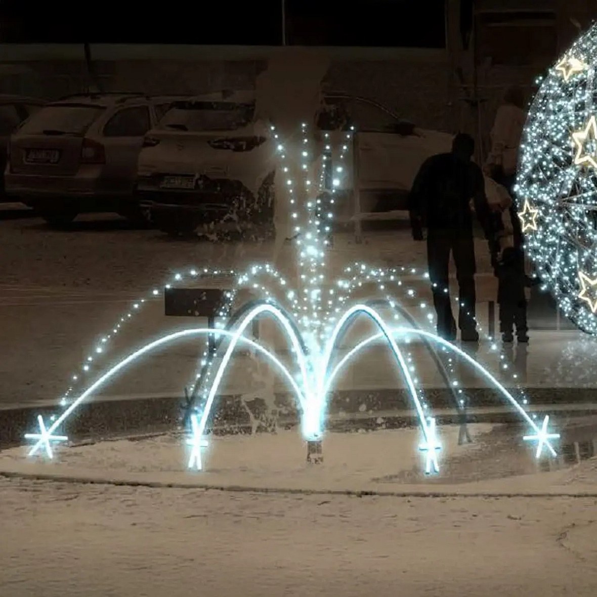 Eco Fix 3D LED světelná fontána, 320 × 200 cm, ledově bílá, hliník