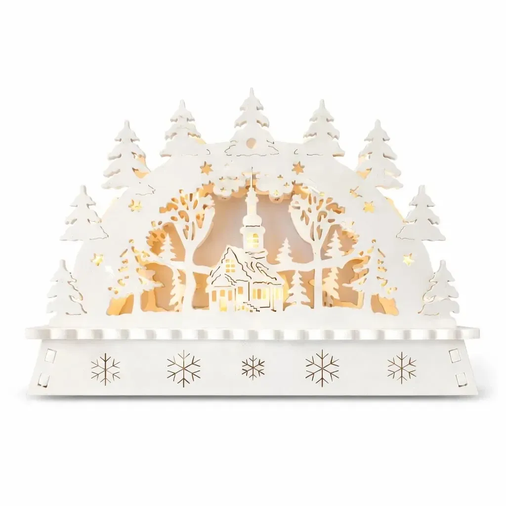 LED vánoční svícen do okna, kostel v lese, dřevěný, 15 × 11 × 5 cm, teple bílá, na 2× AA