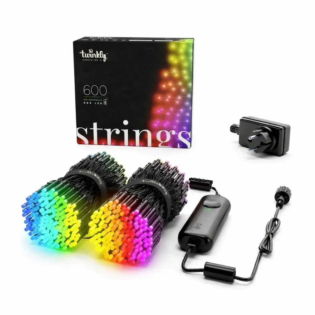 _Staženo Barevná světýlka venkovní Twinkly strings 2 × 24 m světelný řetěz, 600 LED RGB, černý kabel IP44, vč zdroje, Bluetooth, Wi-Fi