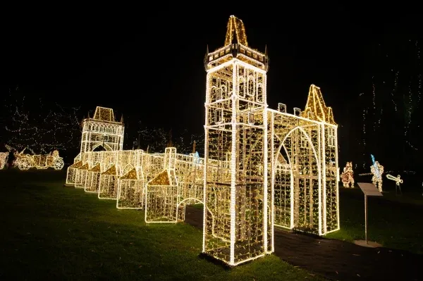 Žluté lázně Praha, Story of Lights 2026