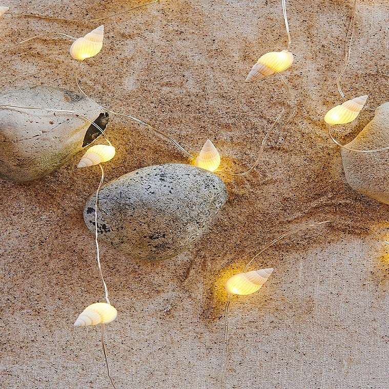 LED dekorace, světelný řetěz, mořské mušle