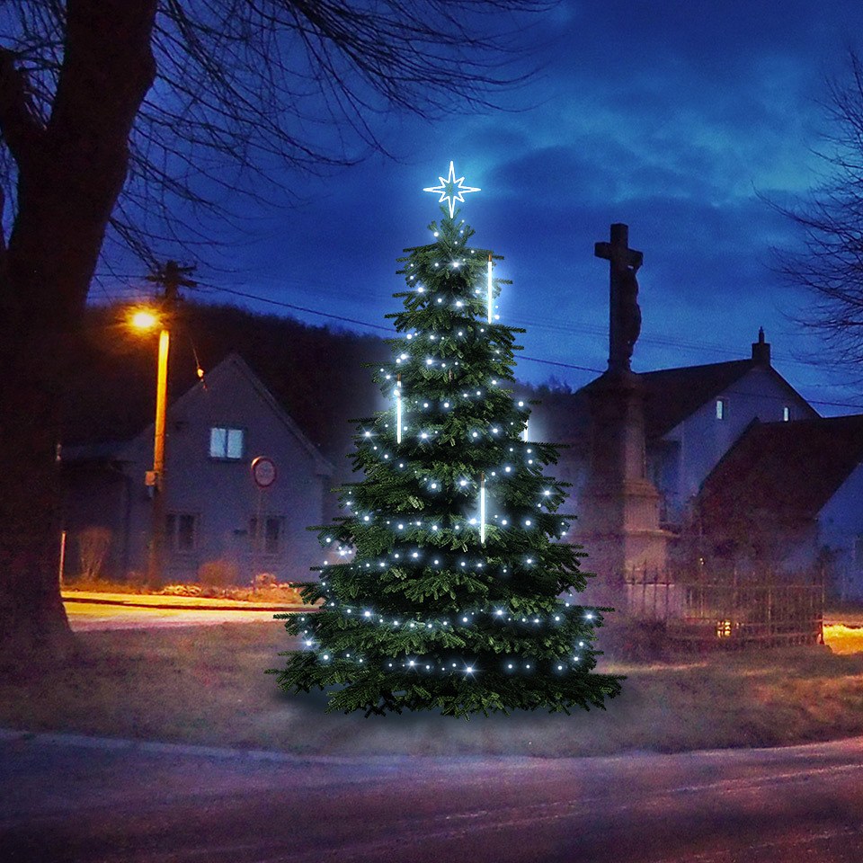 LED světelná sada na vánoční stromy vysoké 3-5 m, ledová bílá s padajícím sněhem